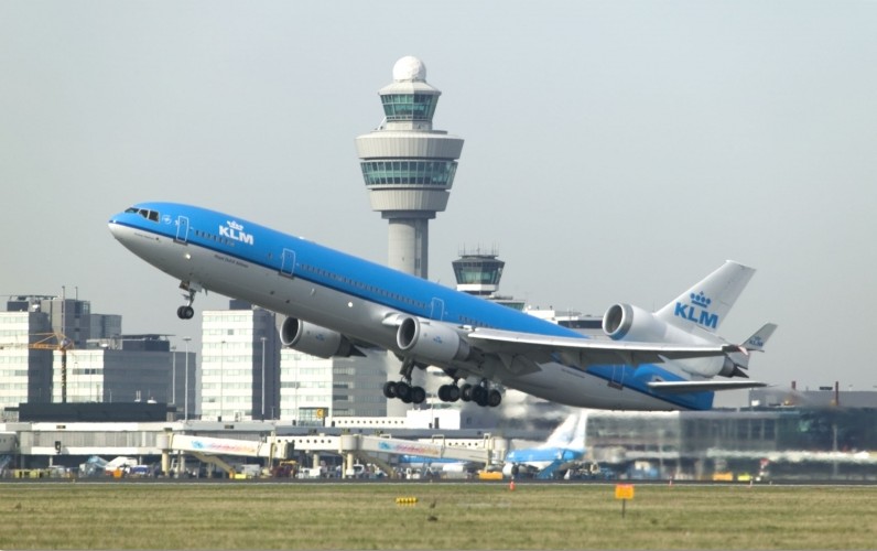 KLM MD-11