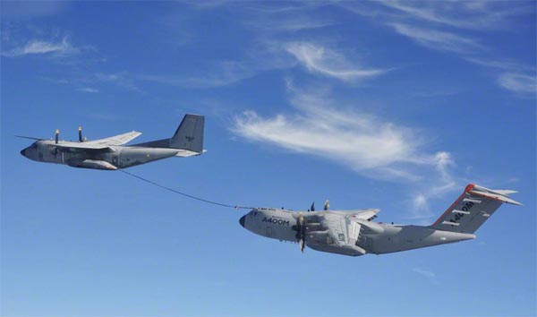Airbus Military oefent bijtanken in de lucht met A400M Atlas