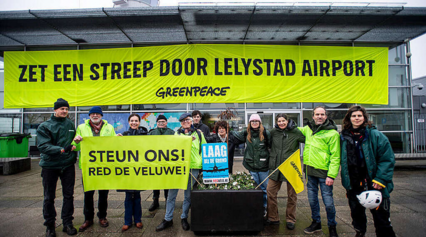 Lelystad(c) Greenpeace/Marten van Dijl