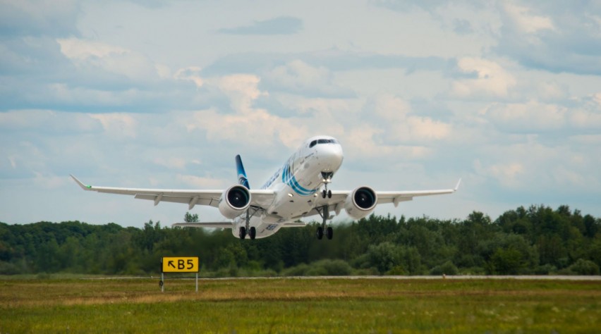 Foto (c) Airbus Egyptair Express Airbus A220-300