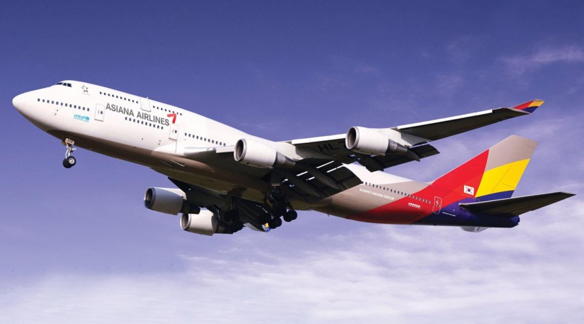 Asiana Boeing 747-400