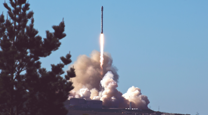 Foto (c)Tim Mossholder / Unsplash Falcon 9 SpaceX