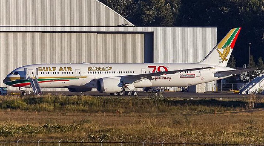 Foto (c) Matthew McRae/Twitter Gulf Air 787 retro