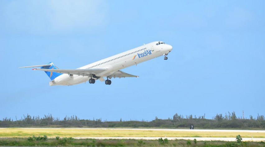 Foto (c) InselAir InselAir MD-82