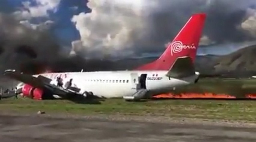 Foto (c) Youtube Peruvian Airlines fire