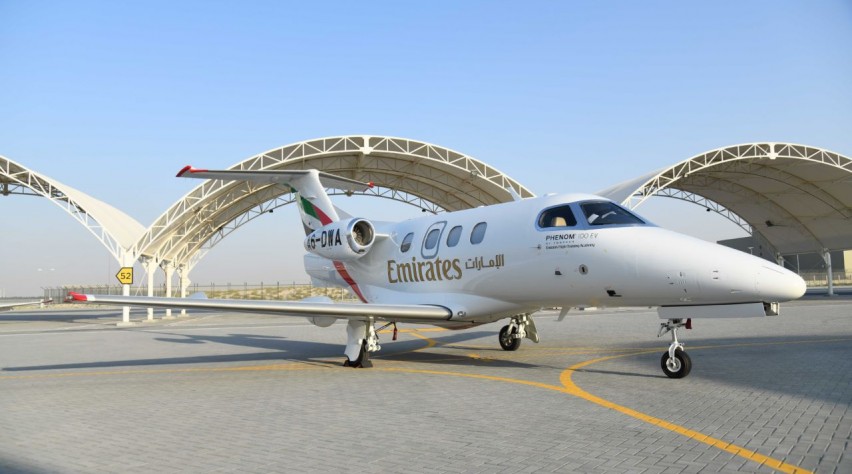 Foto (c) Emirates Embraer Phenom 100