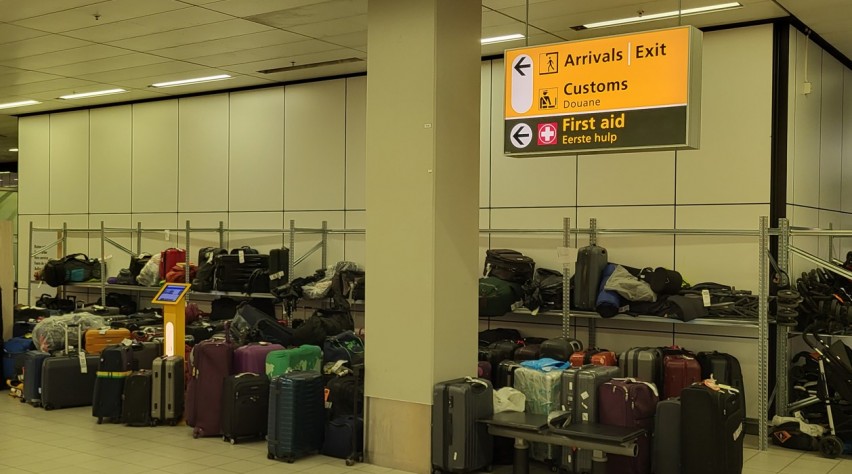 Schiphol Bagage Chaos Koffers