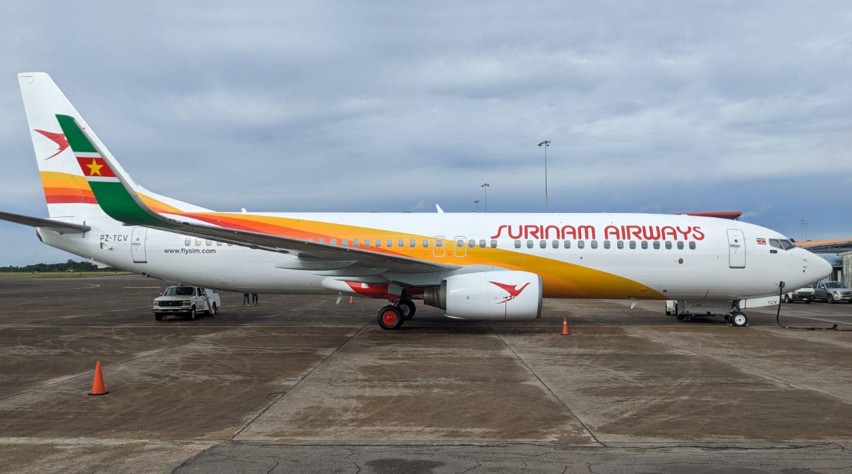 Surinam Airways SLM Boeing 737