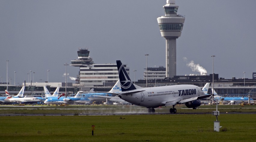 Foto (c) Pieter van Marion/Wikimedia TAROM Schiphol