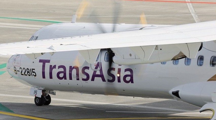 transasia, atr 72-600, taipei