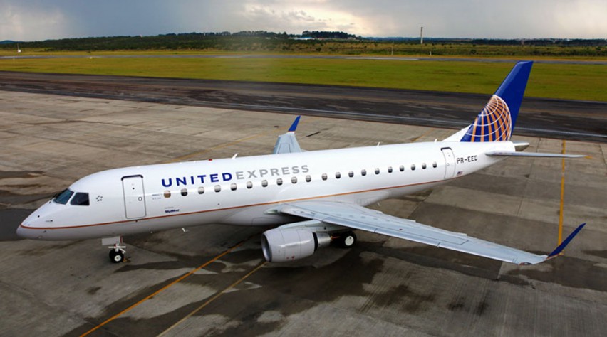 United Airlines Embraer