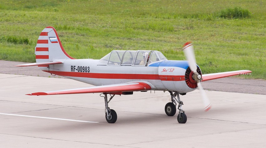 Foto (c) Dmitry A. Mottl/Wikimedia Yak 52