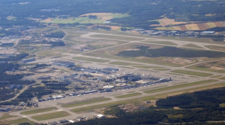 Foto (c) Wikimedia helsinki airport, vantaa, finavia