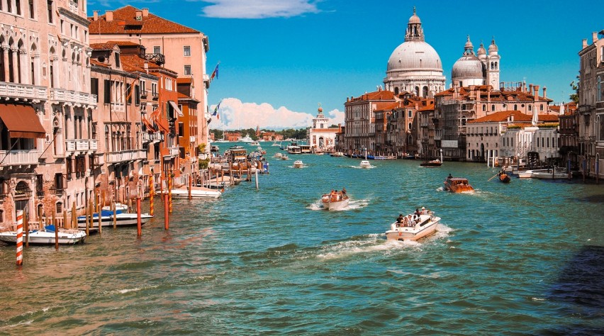 Foto (c) Unsplash Venetië Kanaal Unsplash 1280