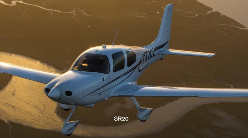 Cirrus-SR20(c)Cirrus-1200