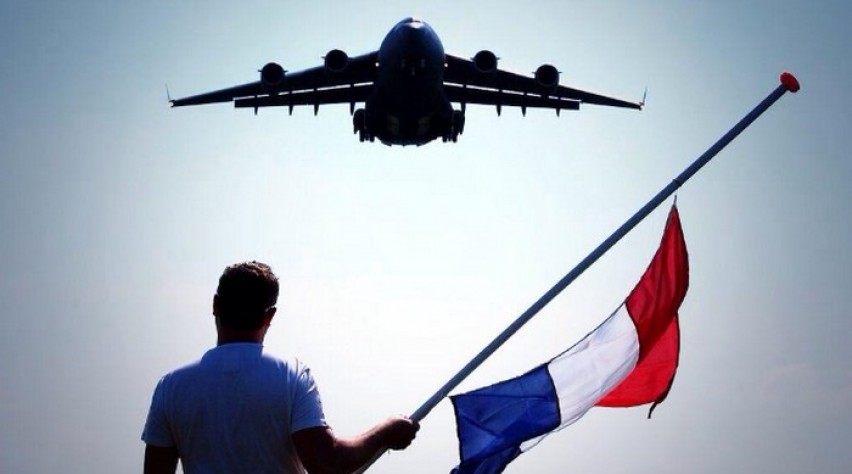 Foto (c) twitter Eerste slachtoffers vlucht MH17 in Eindhoven