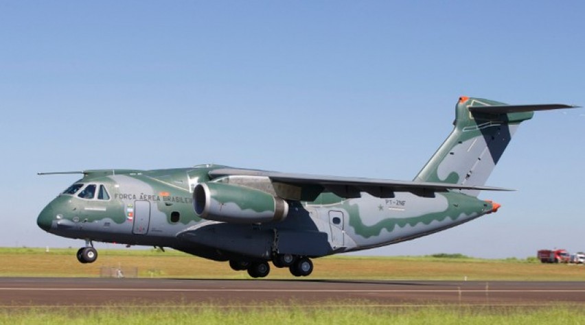 /nieuws/categorie/4/militair/luchtdoop-voor-grootste-vliegtuig-embraer embraer-, kc-390, transportvliegtuig