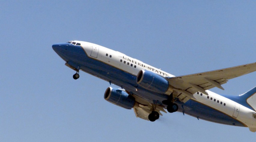 Foto (c) US Air Force C40-B/C