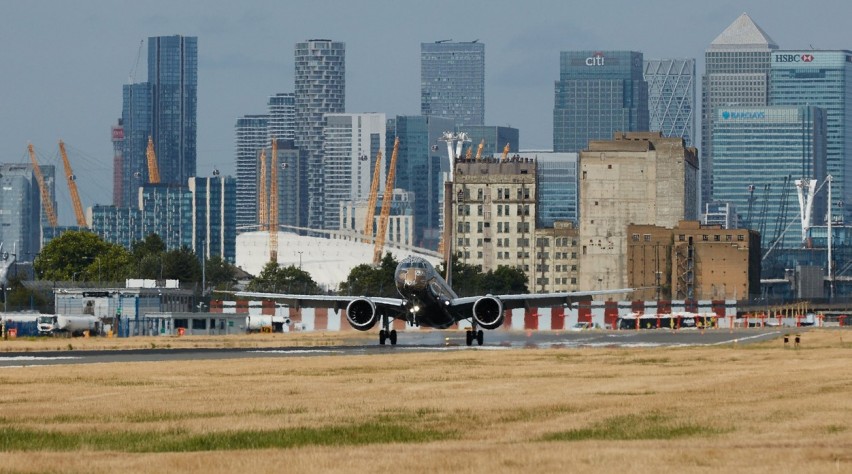 Foto (c) Embraer E195-E2 Londen City