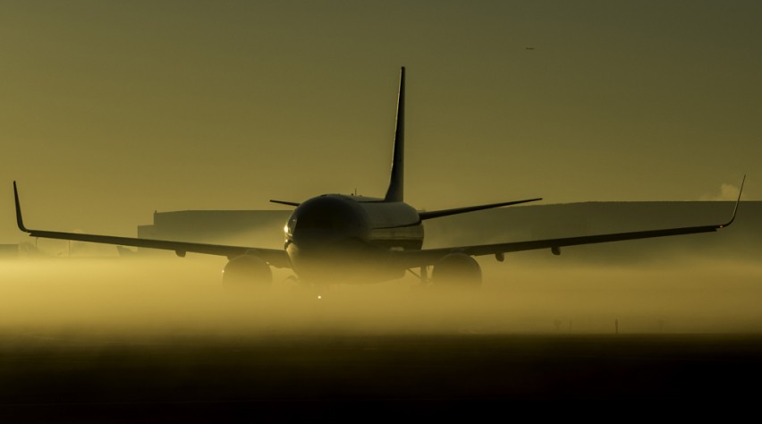 Foto (c) Schiphol Schiphol in de mist