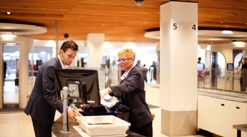 Foto (c) Schiphol Schiphol security controle