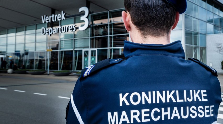 Foto (c) Marechaussee Schiphol