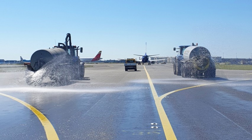 Foto (c) Schiphol Schiphol Tractor