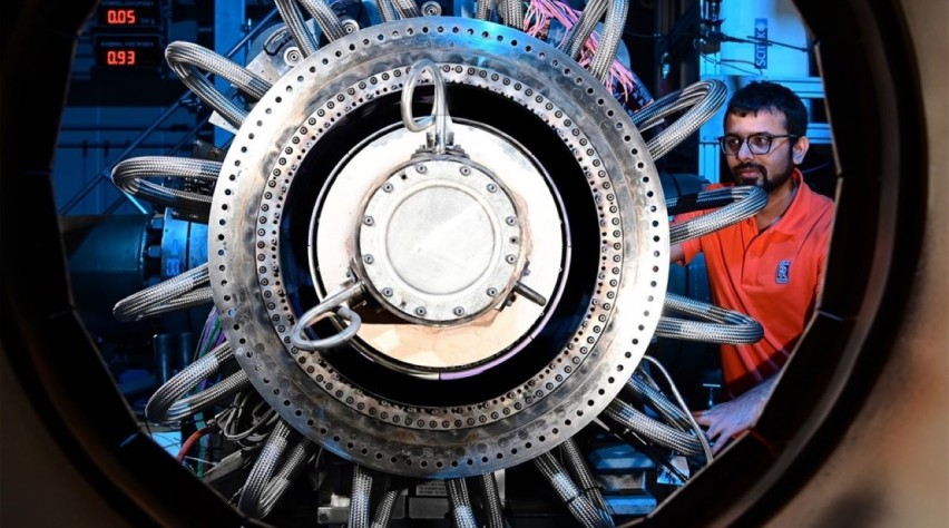 Foto (c) Rolls-Royce Rolls-Royce Waterstof motor