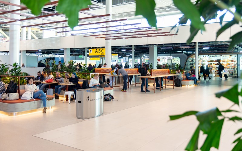 Schiphol Lounge 1