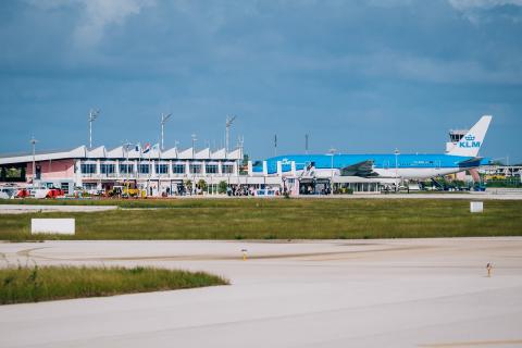 Foto (c) Roëlton Thodé Bonaire Airport - KLM