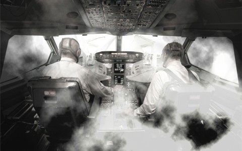 Rook in de cockpit