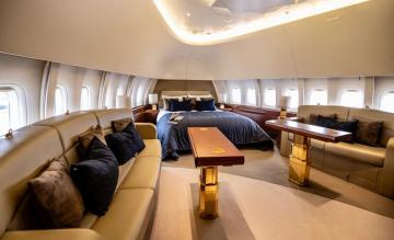 JetOneX VIP 747