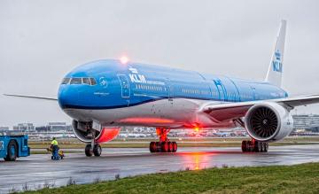 KLM-Boeing-777(c)KLM-1200