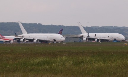 Foto (c) Jean Luc Bonnard Sloop Airbus A380's