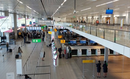 Foto (c) Reismedia Schiphol security
