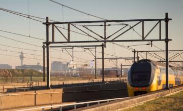 Trein Schiphol NS Dubbeldekker VIRM