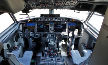 Boeing-MAX10-cockpit(c)Richard-Schuurman-1200 Boeing-MAX10-cockpit(c)Richard-Schuurman-1200