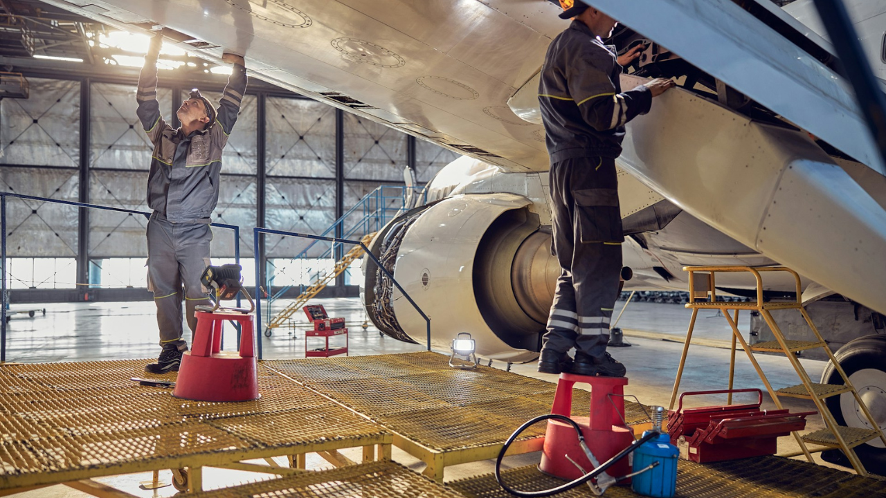 Britse zakenman jaren de cel in na grote fraude handel vliegtuigonderdelen