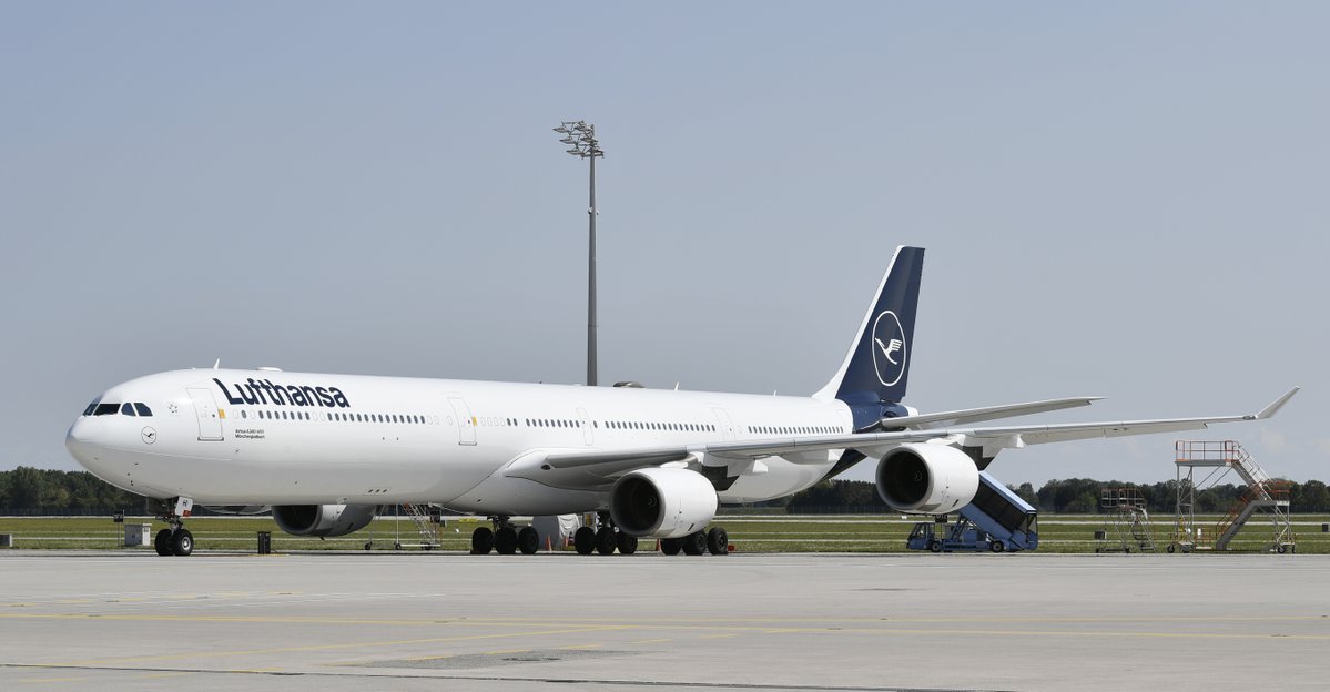 Lufthansa A340-600