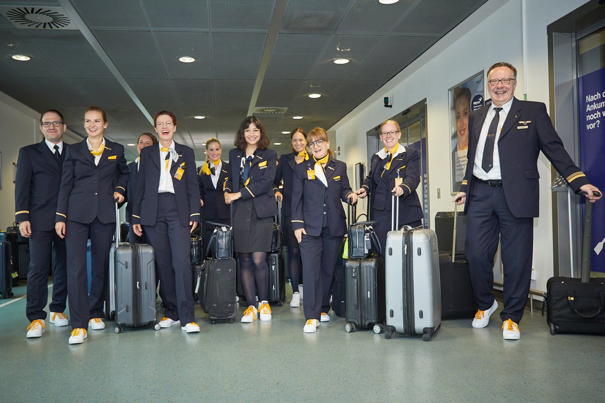 Lufthansa crew