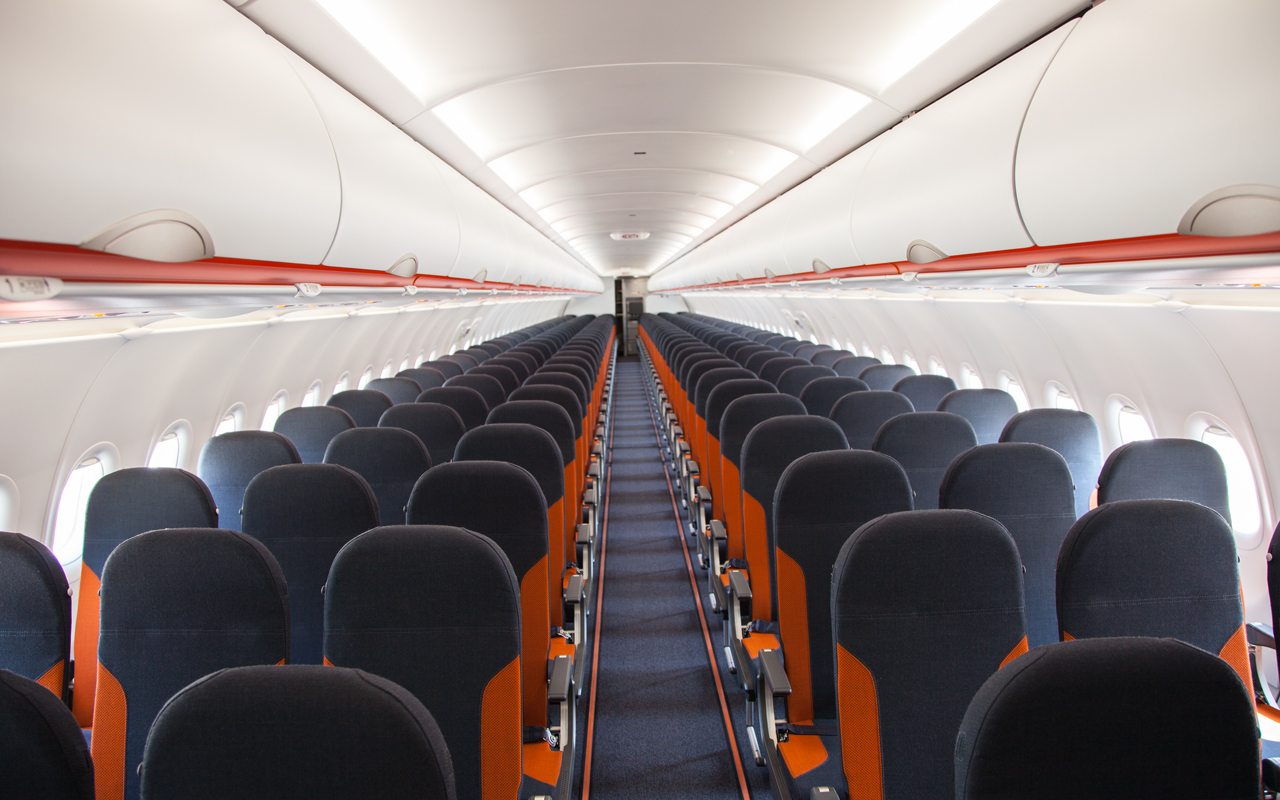 EasyJet creëert ruimte op Schiphol door meer stoelen per vliegtuig
