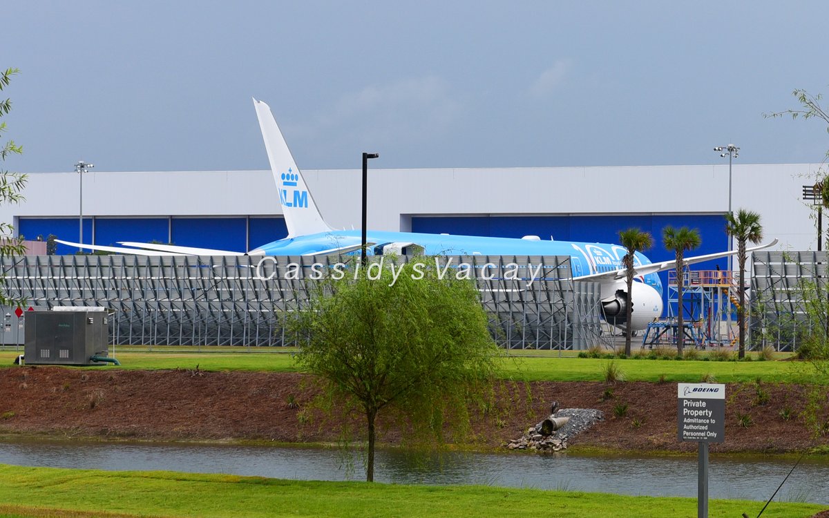 KLM Boeing 787-10