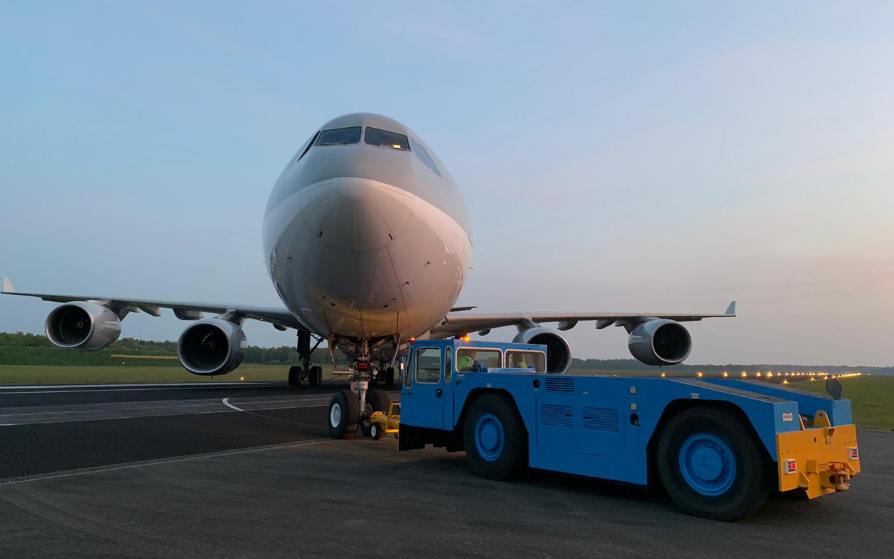 Qatar Airways A340 Twente