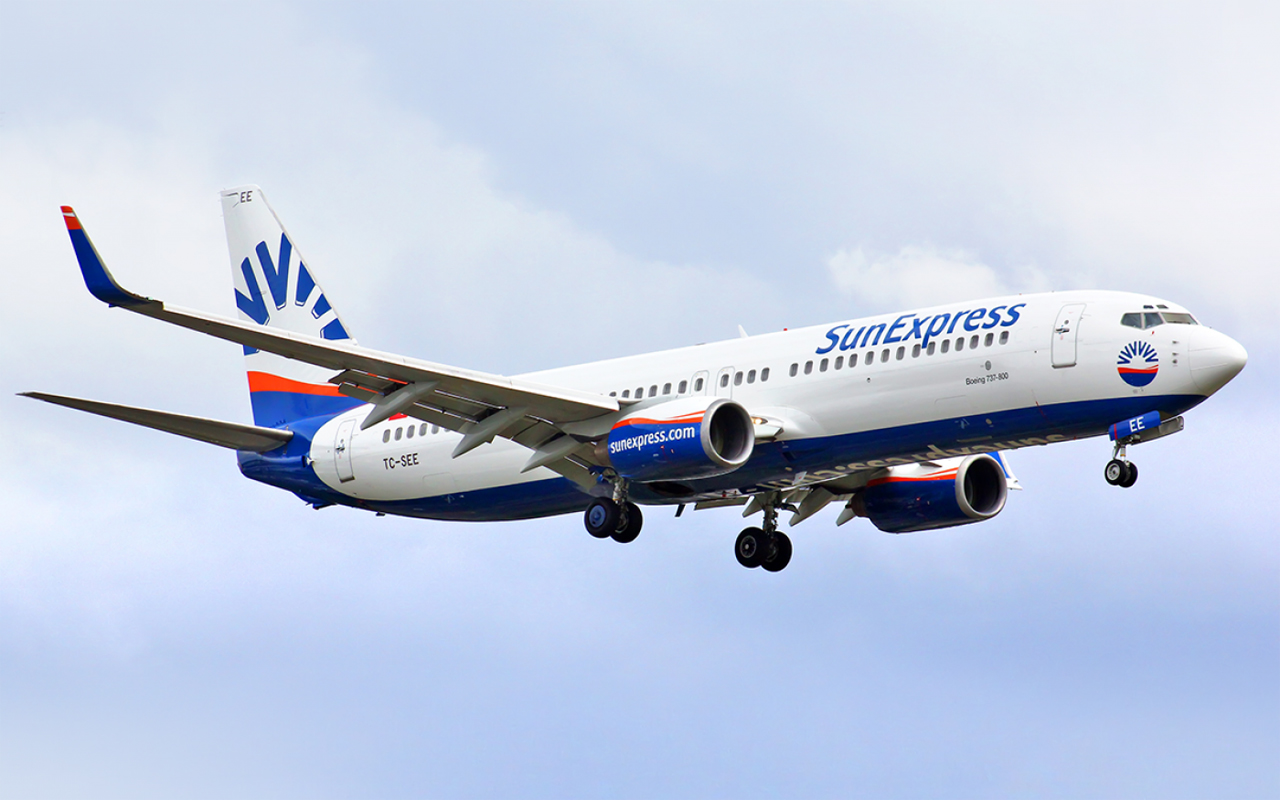 Vanaf daar Ja plein SunExpress zet vol in op vluchten tussen Nederland, België en Turkije | Luchtvaartnieuws Vanaf daar Ja plein SunExpress zet vol in op vluchten tussen Nederland, België en Turkije | Luchtvaartnieuws