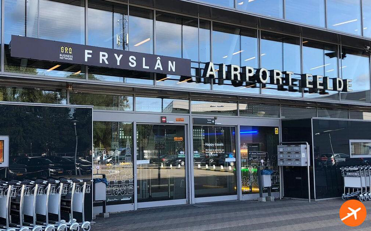 Groningen Airport Eelde heel eventjes Fries