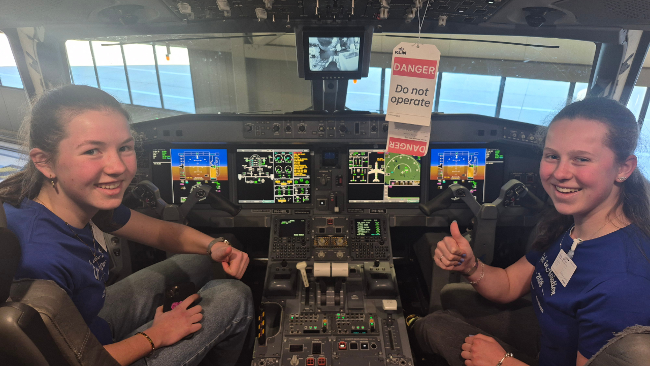 KLM geeft vrouwelijk talent kijkje in de keuken tijdens Girls in Aviation Day