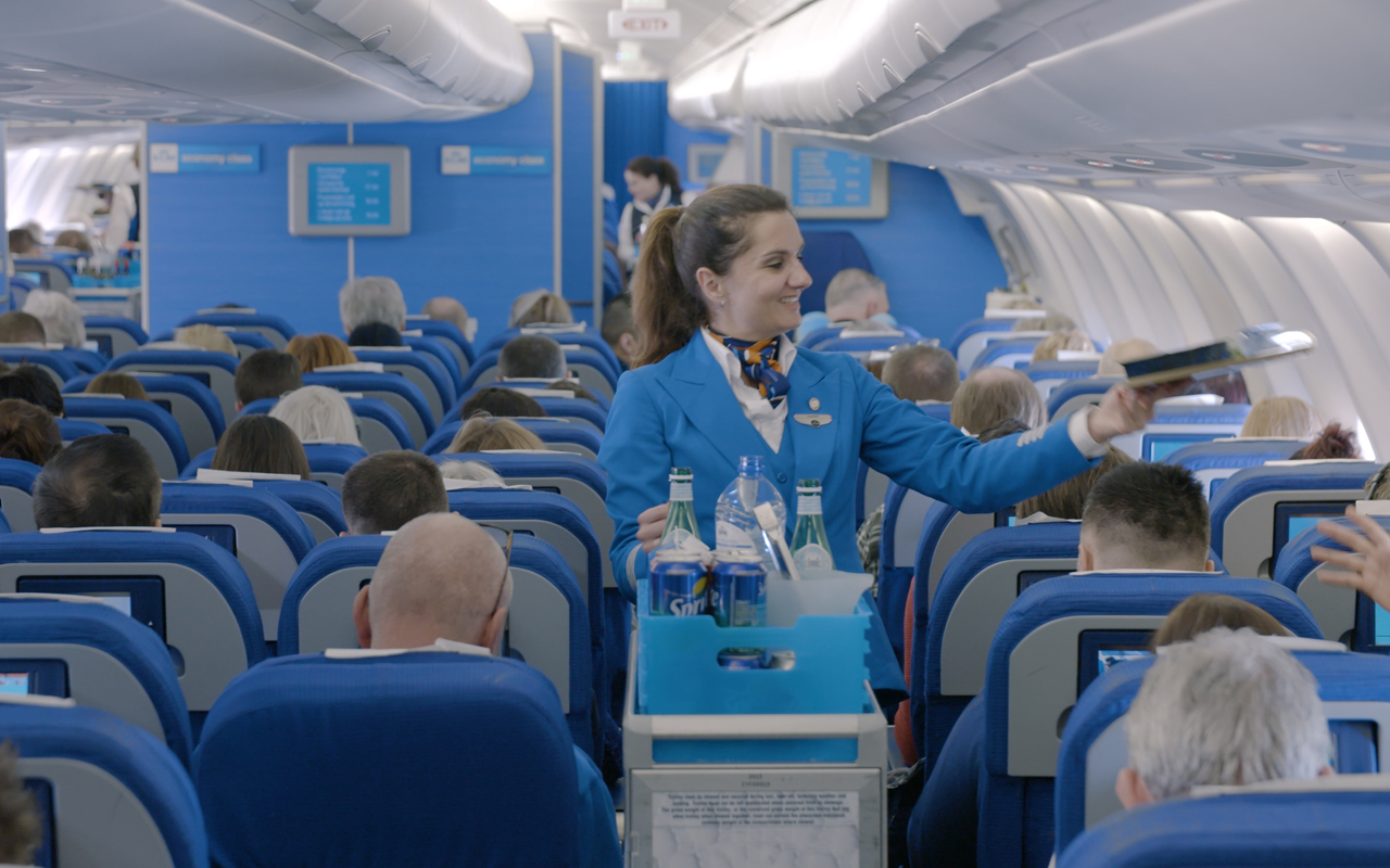 KLM neemt jaar nieuwe cabinemedewerkers aan |