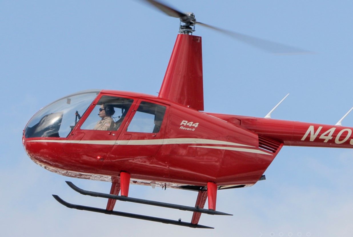 Piloot aangeklaagd nadat hij met helikopter een ging kopen |